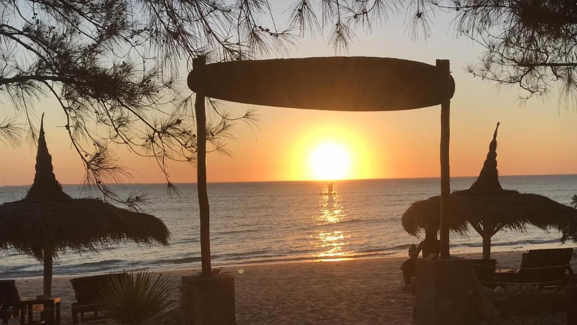 Mada Surf Ranch Hotel Anakao Kültér fotó